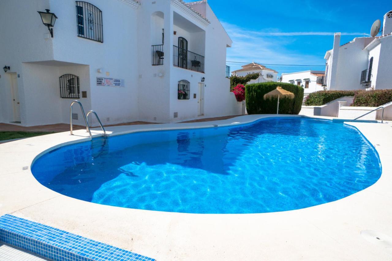 Ferienwohnung Pinos 11 Menyber Nerja Exterior foto